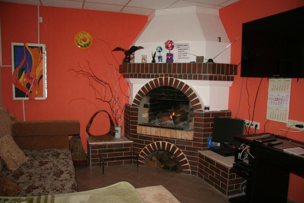 Hostel Geo Gomel Exterior photo